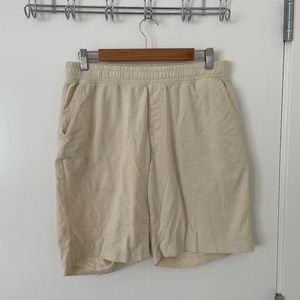 Men's Uniqlo 9" Shorts Beige 30-33" Waist